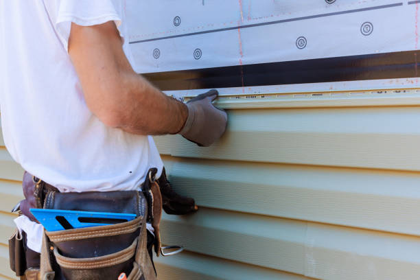 Trusted Emergency Siding Repair service in Holly Hill, SC - Creative Siding